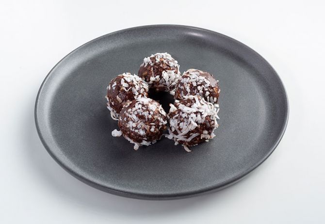 Nutty Chocolate Protein Balls